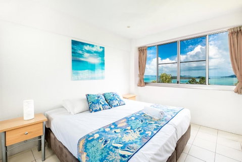 Ocean Sunsets Skiathos - Geraldton Accommodation 1