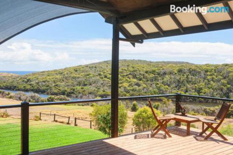 Pearl River Houses - Geraldton Accommodation 4