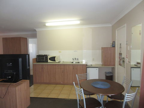 Riviera On Ruthven Motel - Geraldton Accommodation 5
