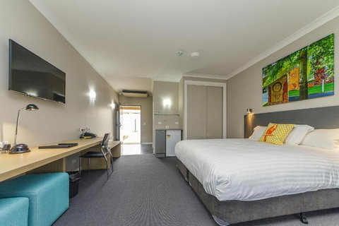 Cowra Services Club Motel - Geraldton Accommodation 4