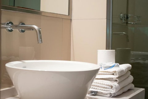 Dlux Hostel - Geraldton Accommodation 6
