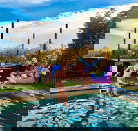 Dam It Getaway- Homestead - Geraldton Accommodation