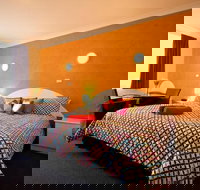 Tuncurry Beach Motel - Geraldton Accommodation