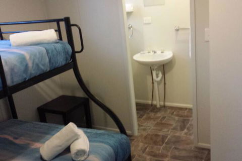 Bushchooks Travellers Village - Geraldton Accommodation 1