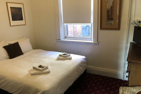 Corner Hotel Alexandra - Geraldton Accommodation 5