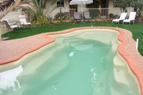 Coach House Inn - Geraldton Accommodation 5
