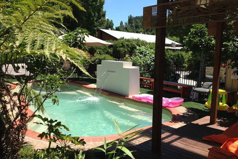 Coach House Inn - Geraldton Accommodation 2