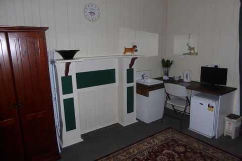 Exchange Hotel Toogoolawah - Geraldton Accommodation 5