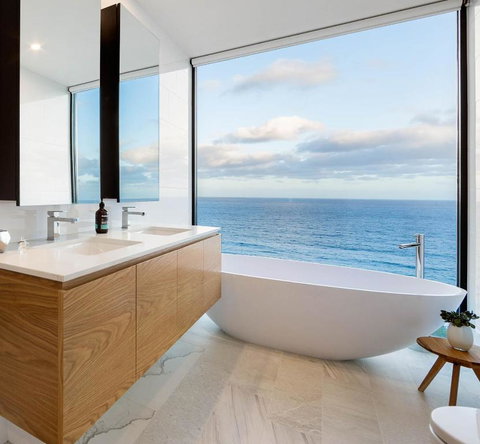 Sea Ranch - Geraldton Accommodation 2