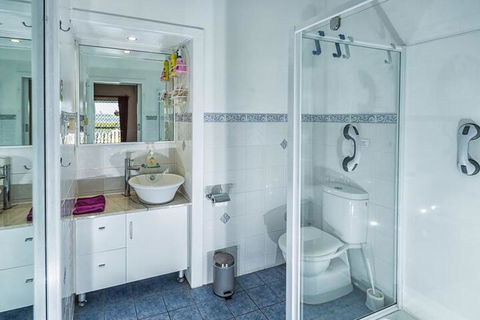 Boonah Hilltop Cottage - Geraldton Accommodation 3