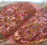 Julio's Pizza - Geraldton Accommodation