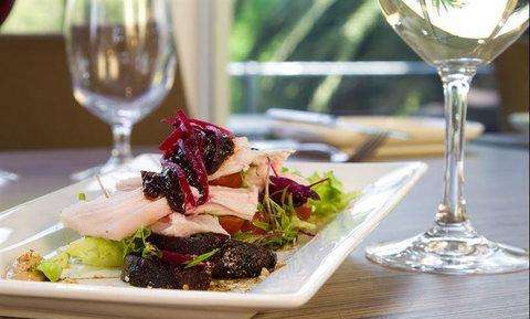 Remington Restaurant - Geraldton Accommodation 8