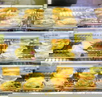 LB Hot Bread - Geraldton Accommodation