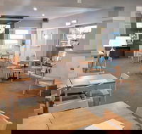 Australian Hotel Yass Bistro - Geraldton Accommodation