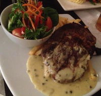 Bowning Hotel Dining Room - Geraldton Accommodation