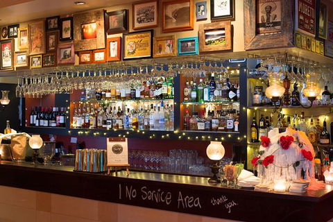 Shorty's - Geraldton Accommodation 0