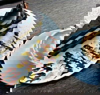 The Three Monkeys - Geraldton Accommodation