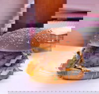 Paul's Famous Hamburgers - Sylvania - Geraldton Accommodation