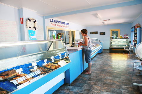 S.D. Caputo And Sons - Geraldton Accommodation 2