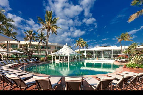 Oasis Pool Bar - Geraldton Accommodation 0