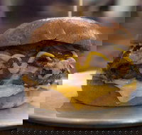 Burgerlove - Endeavour Hills - Geraldton Accommodation