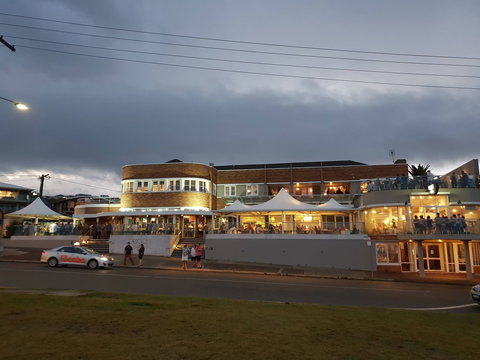 The Beach Hotel, Merewether - Geraldton Accommodation 0