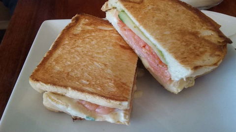 A Delicious Afare - Geraldton Accommodation 0