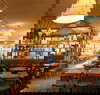 FIRESTONE Kitchen  Bar - Revesby Workers' - Geraldton Accommodation