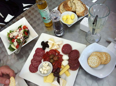 Amirtham Tasty Food - Geraldton Accommodation 0