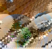 Chain of Fools - Geraldton Accommodation