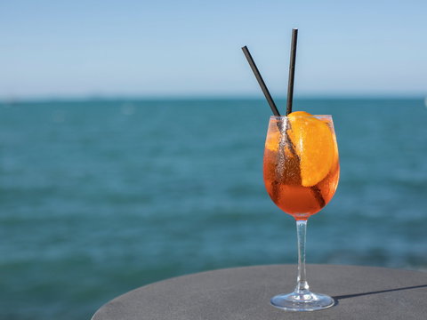 The Rocks - Restaurant, Bar, Pool Club - Geraldton Accommodation 2