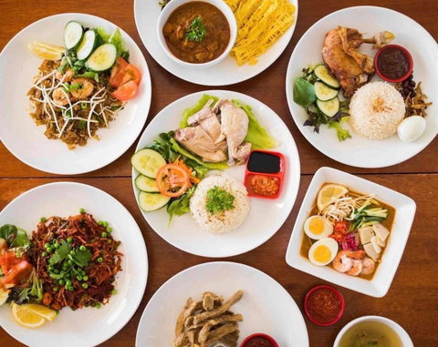 Izz Cafe - Geraldton Accommodation 0