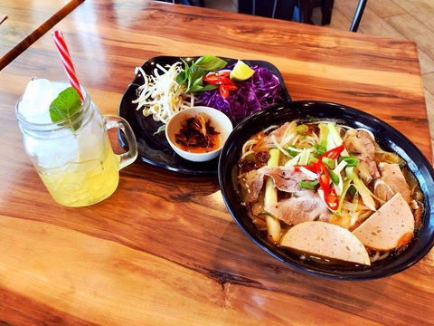 Viet's Taste - Geraldton Accommodation 0