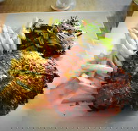 Browns Corner Hotel - Geraldton Accommodation