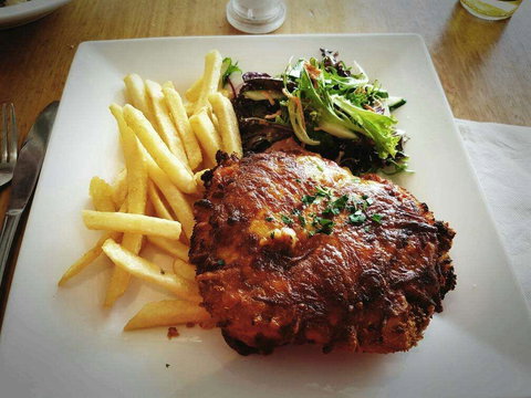 Browns Corner Hotel - Geraldton Accommodation 0