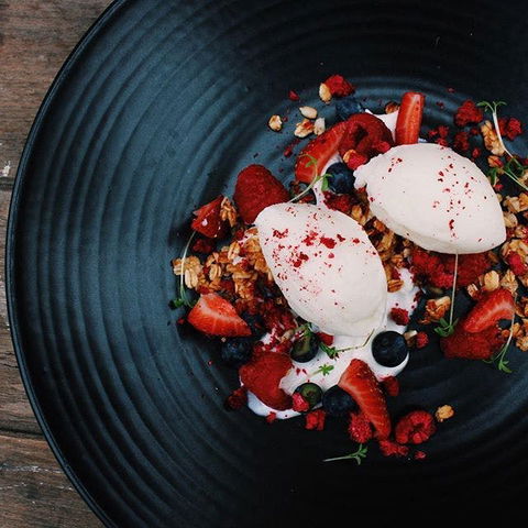 Cecchi's - Geraldton Accommodation 0
