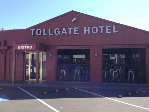 Tollgate Bistro - Geraldton Accommodation 0