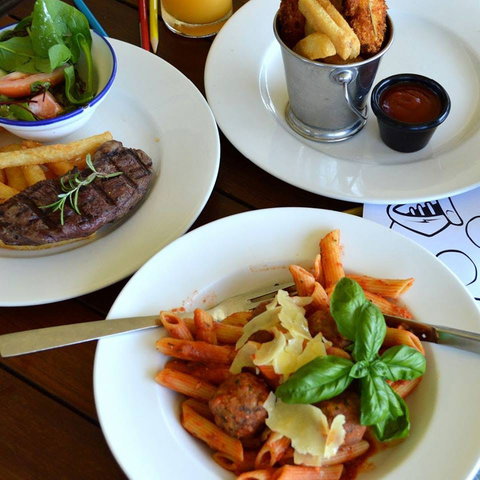 Indigo – Eats, Treats & Bar - Geraldton Accommodation 0