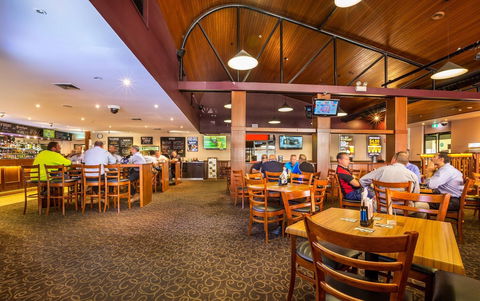 Smithfield Tavern - Geraldton Accommodation 0