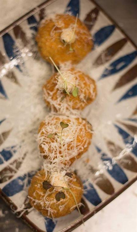 Images Restaurant - Geraldton Accommodation 4