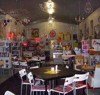 Noelene's Book Cafe - Geraldton Accommodation