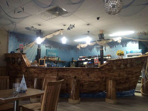Stingrays Ocean And Grill - Geraldton Accommodation 1