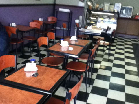 Uncle Louie's Cafe - Geraldton Accommodation 0
