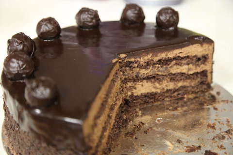 Indulge Dawn Til Dusk - Geraldton Accommodation 0