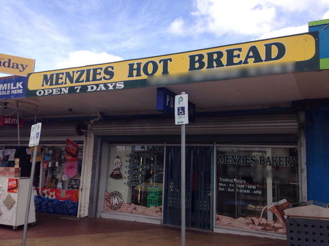 Menzies Hot Bread - Geraldton Accommodation 0