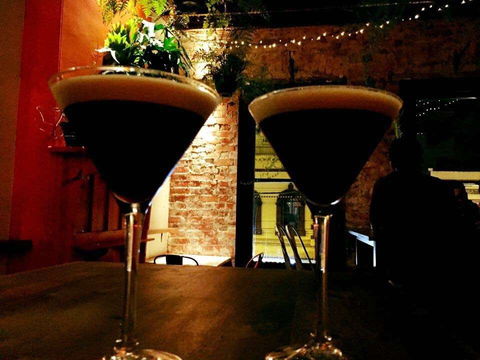 Mollie's Bar & Diner - Geraldton Accommodation 0