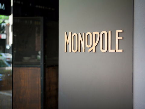 Monopole - Geraldton Accommodation 0