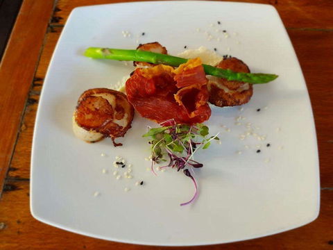 Apres Beach Bar And Grill - Geraldton Accommodation 0