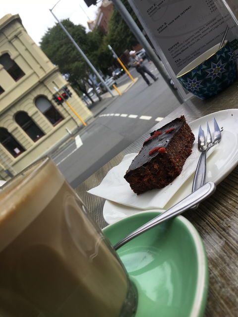 Cafe Lola - Geraldton Accommodation 5