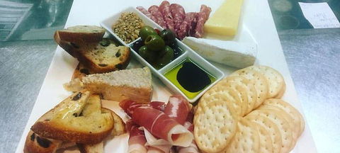 La Baracca Espresso Bar & Trattoria - Geraldton Accommodation 1